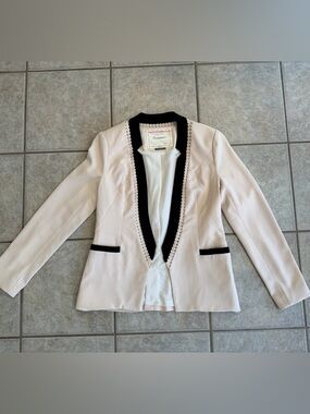 Cartonnier by Anthropologie Women's suit jacket size Small pink and black blazer